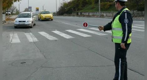 Факт: Пътен полицай от Кубрат си спечели прякор Неподкупния