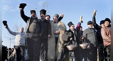 Румънски овчари щурмуваха парламента