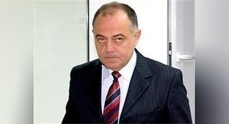 Ген. Атанас Атанасов подал оставка като шеф на вътрешната комисия в парламента