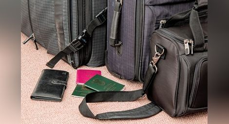 Терористи влизат с фалшиви паспорти в Германия?