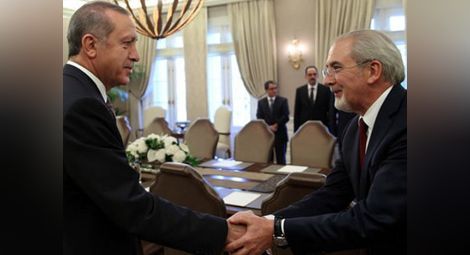 Местан забъркал протурската конспирация на тайна среща с Ердоган