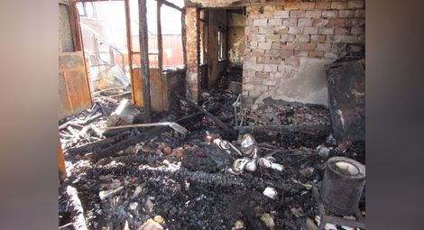 Пожар в новогодишната нощ изпепели къщата на кмета на Екзарх Йосиф