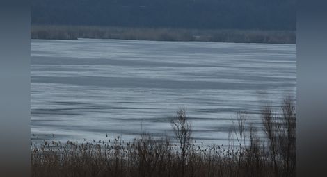 10 сантиметра лед застла Сребърна