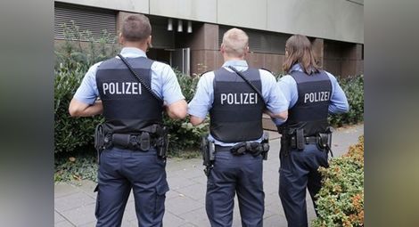 Трима заподозрени за атаките в Кьолн