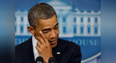 Обвиниха Обама, че в реч използвал суров лук, за да се разплаче