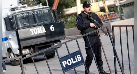 Турското разузнаване огласи списък на атентатори-самоубийци и целите им в Европа