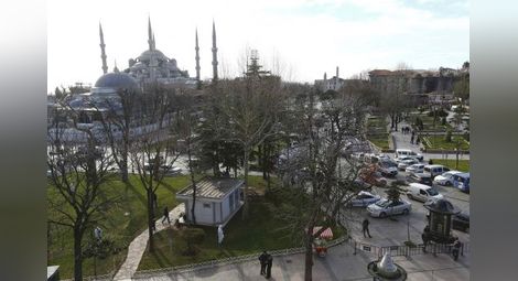Външно: До момента няма информация за пострадали българи при експлозията в Истанбул