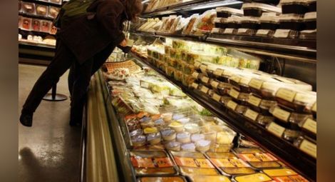 Българите заделят 70 лева седмично за храна, купуват хляб и картофи