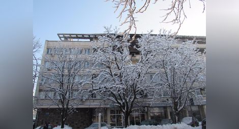 Климатик запали през нощта апартамент на „Борисова“
