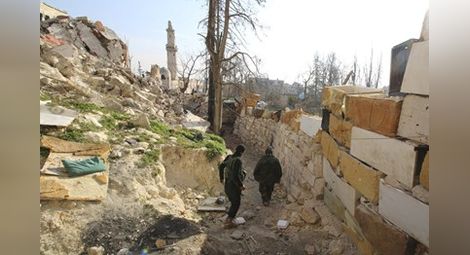 Бомби убиха 45 и раниха 110 души в близост до сирийски храм 