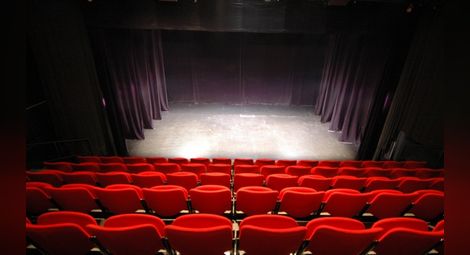 Министерството на културата ще покрива преразхода на театри