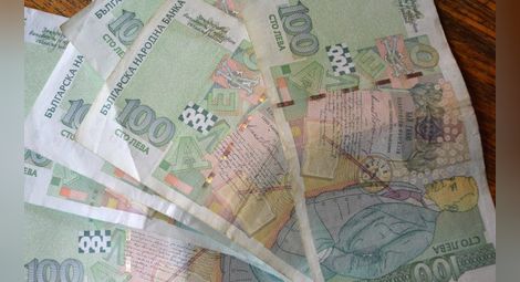 НАП чака 100 млн. лева от данък "уикенд"