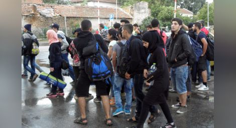 Гърция няма желание да сътрудничи за мигрантската криза, Австрия се обръща към Балканите