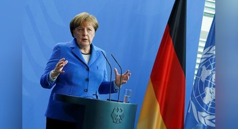 Меркел: Затварянето на граници няма да помогне