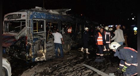 27 убити при взрива в Анкара, 75 ранени, очаква се броят на жертвите да расте
