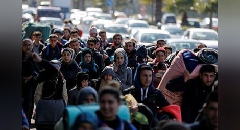 Над един милион бежанци може да тръгнат към България