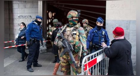 Полицията в Белгия арестува двама души, засечени от камерите на летището и в метрото
