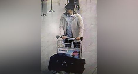 Открили ДНК на атентатора от летището Наджим Лашрауи и в парижката зала „Батаклан“