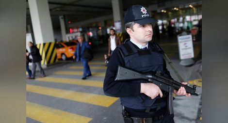 Турската полиция предупреждава за възможни атентати по Великден