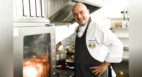 Актьорът-ресторантьор Август Попов ще накара кулинарния артист шеф Манчев да спусне завесите на кошмарно заведение