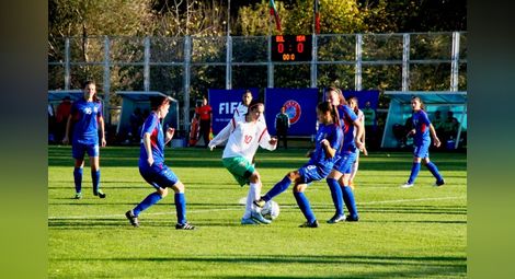 Два евроквалификационни футболни турнира в Албена през април