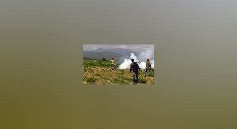 "Аллах акбар" скандират мигрантите при опита да нахлуят в Македония