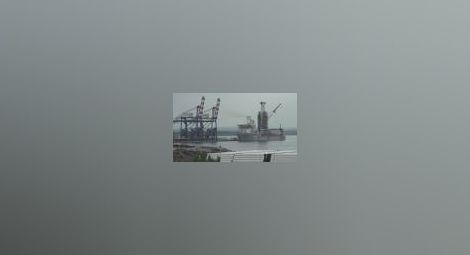 Пристигна единият от корабите, които ще търсят нефт и природен газ в Черно море