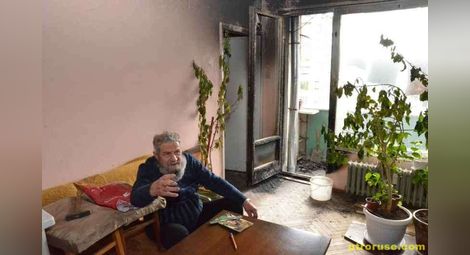 Червенокръстци ще чистят изгорелия дом на отец Тодор