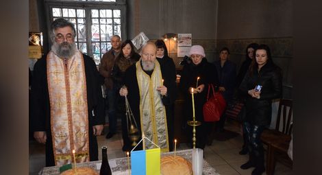 Русе почете с панихида жертвите в Украйна