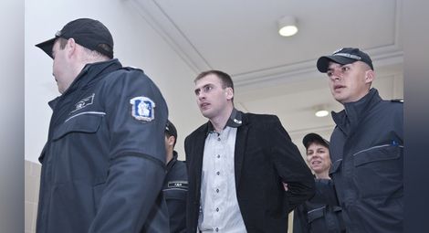 Осъдиха Енимехмедов на 3,5 г. затвор и 7,5 хил. лв. глоба