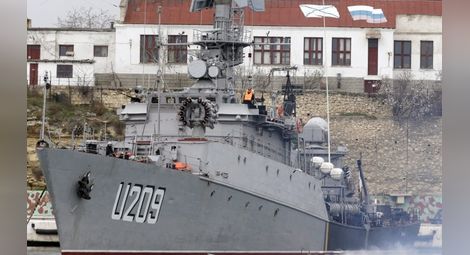 Командващият украинските ВМС се закле във вярност на проруските власти