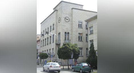 Градският часовник във Велико Търново заработи отново след 30 години
