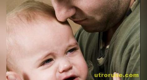 Откриха защо мъжете не забелязват плача на бебетата 