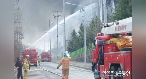 Изгоря завод за производство на платки за Galaxy S5