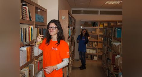 Младежи отбелязаха деня на доброволчеството с 4 акции