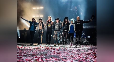 Guns N' Roses тръгват на турне след 23-годишна раздяла