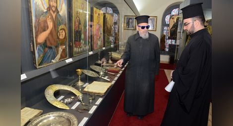 За славни владици и величави събития разказва митрополитската музейна сбирка