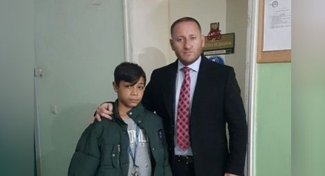 Илия Илиев се срещна с 11-годишния Йосиф, бит от полицай