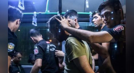Над 1600 ареста в Турция заради постове в социалните мрежи