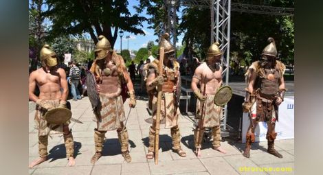 Средновековните воини на "Чигот" взеха голямата награда на "Уикенд туризъм"
