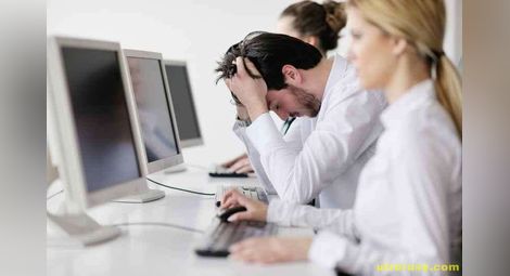 Стресът в офиса сплотява колегите