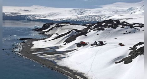 Две групи учени ще се включат в Антарктическата ни експедиция