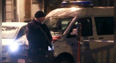Арестуваха трима души при антитерористична акция в Брюксел