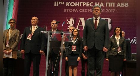 Първанов: Ръководството на АБВ правим крачка назад и даваме шанс партията да избере нови колеги