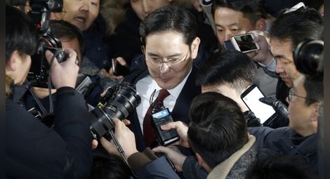 Южна Корея арестува шефа на "Самсунг"