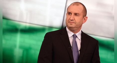 Румен Радев встъпва в длъжност като президент