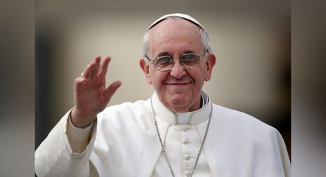 Папата предупреди за популизъм и „спасители като Хитлер“