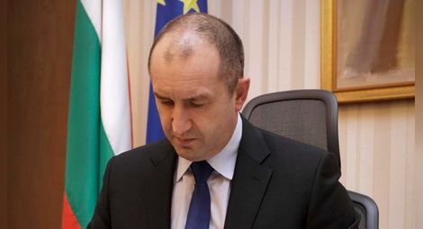 Президентът Радев обяви официално състава на служебния кабинет