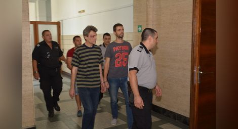 Молдовец с двойно гражданство отива на съд за 2 милиона контрабандни цигари