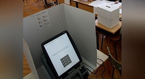 Служебното правителство може да осигури 13 хил. машини за гласуване